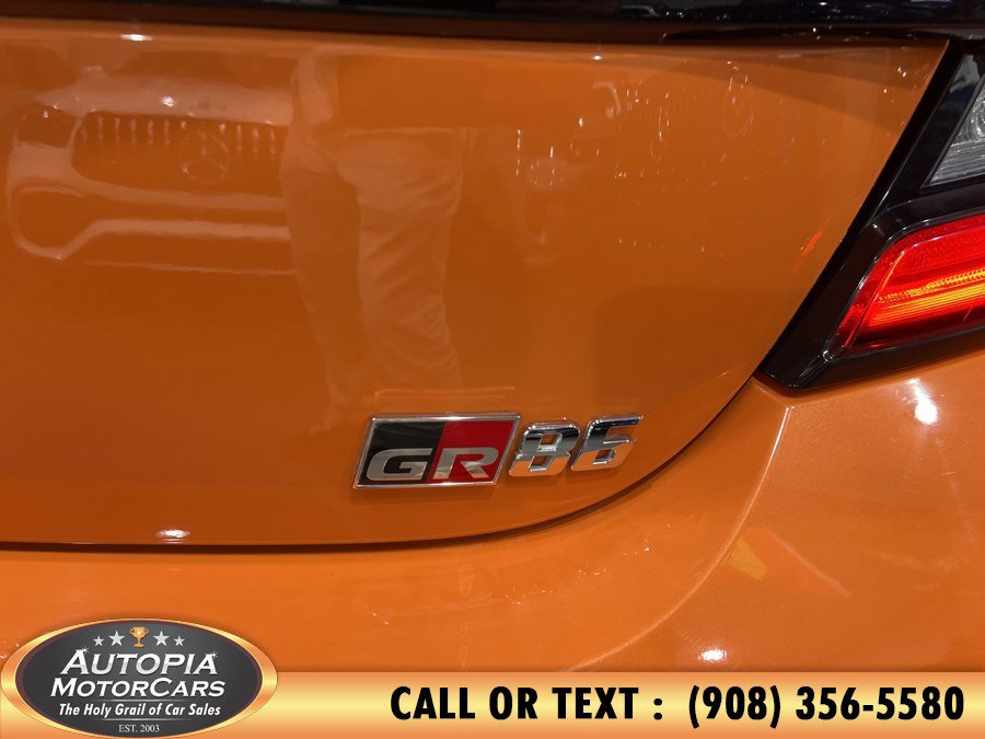 Used 2023 Toyota GR86 10th Anniversary SE RWD image 35