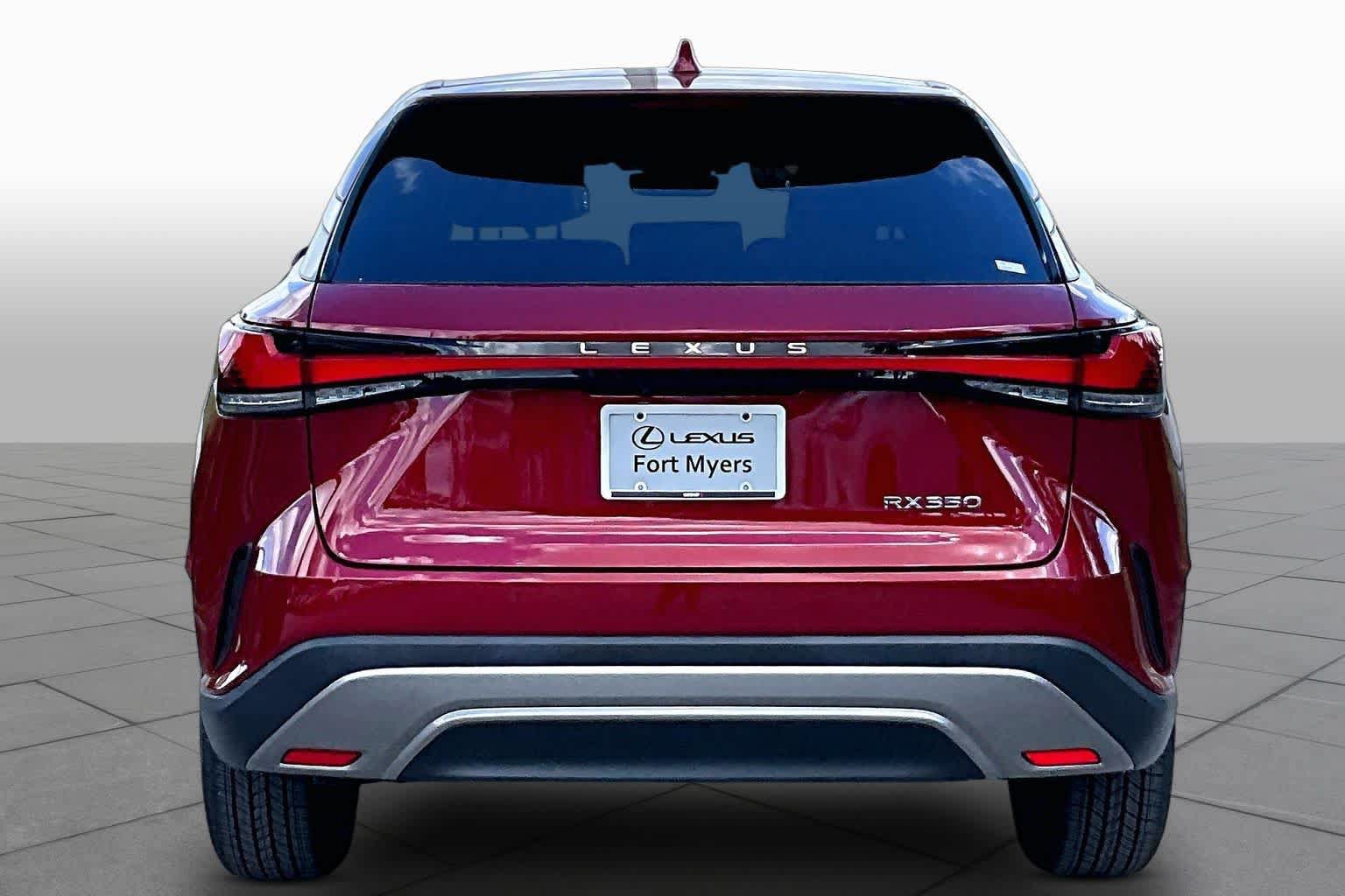 Used 2025 Lexus RX 350 FWD w/ Technology Package image 5