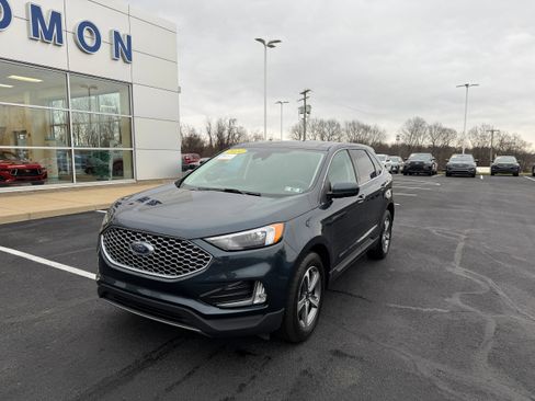 Certified 2024 Ford Edge SEL w/ Convenience Package image 2