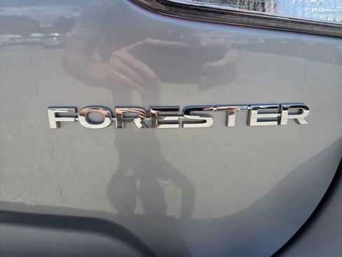 Used 2023 Subaru Forester Limited w/ Popular Package #2 AWD/4WD image 16