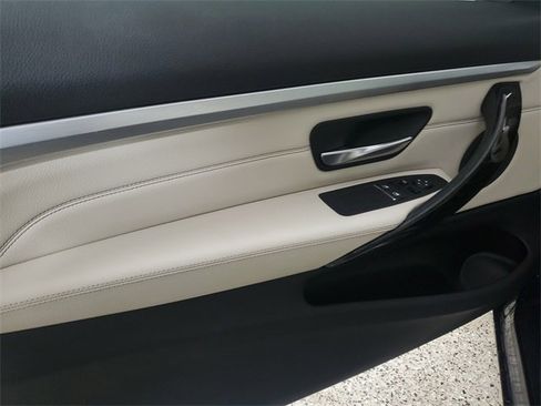 Used 2019 BMW 430i Coupe w/ Convenience Package image 8