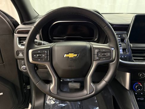 Used 2024 Chevrolet Suburban LT AWD/4WD image 12