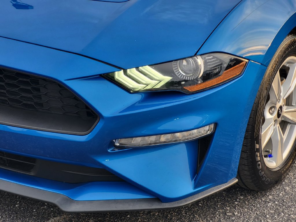 Used 2021 Ford Mustang Coupe RWD image 7
