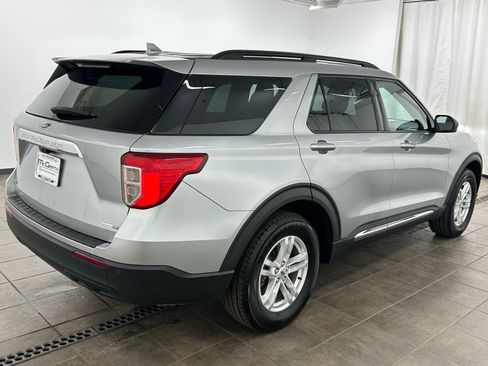 Used 2020 Ford Explorer XLT image 5