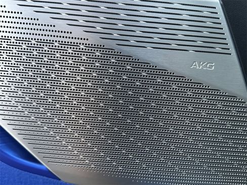 New 2025 Cadillac Optiq Luxury 1 image 12