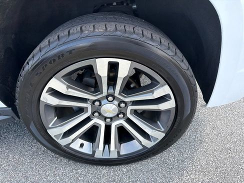 Used 2019 Chevrolet Tahoe LT AWD/4WD image 5