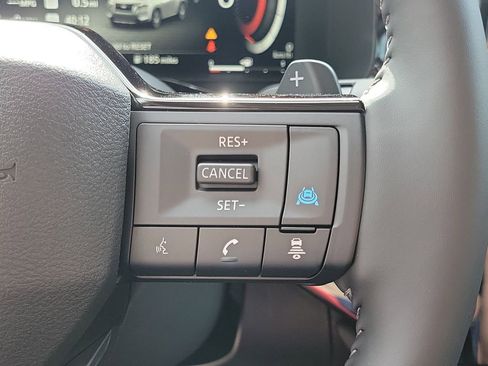 New 2026 Nissan Pathfinder SL image 32