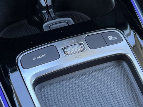 New 2025 Mercedes-Benz GLB 35 AMG 4MATIC image 34