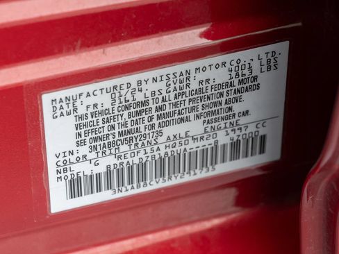 Used 2024 Nissan Sentra SV FWD image 17