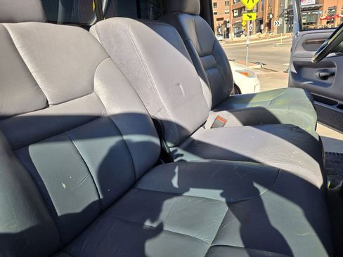 Used 1998 Dodge Ram 2500 Truck ST image 20