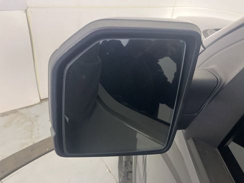 Used 2018 Ford F150 Lariat image 39