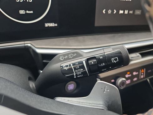 Certified 2024 Kia Sorento SX Prestige w/ Olive Brown Leather Package image 26