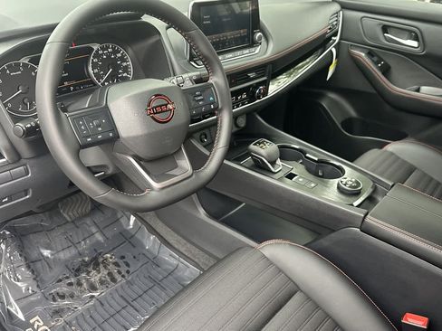 New 2026 Nissan Rogue SV AWD/4WD image 11