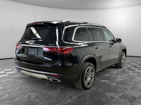 Used 2025 Mercedes-Benz GLS 450 4MATIC image 7
