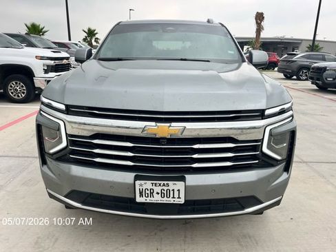 Used 2025 Chevrolet Tahoe LT RWD image 2
