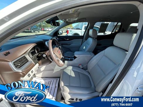 Used 2018 GMC Acadia SLT image 30