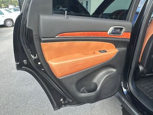 Used 2012 Jeep Grand Cherokee Overland AWD/4WD image 37