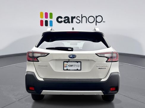 Used 2024 Subaru Outback Touring AWD/4WD image 4