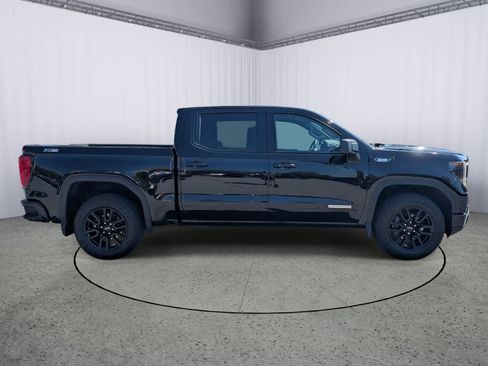 Used 2024 GMC Sierra 1500 Elevation AWD/4WD image 2