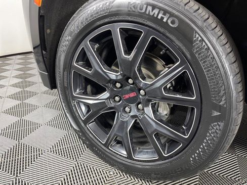 Used 2023 GMC Yukon Denali w/ Max Trailering Package AWD/4WD image 10