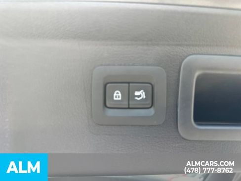 Used 2025 MAZDA CX-50 AWD 2.5 Hybrid w/ Premium Pkg image 22