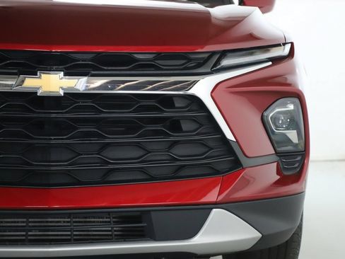 Used 2024 Chevrolet Blazer LT w/ Convenience Package FWD image 7