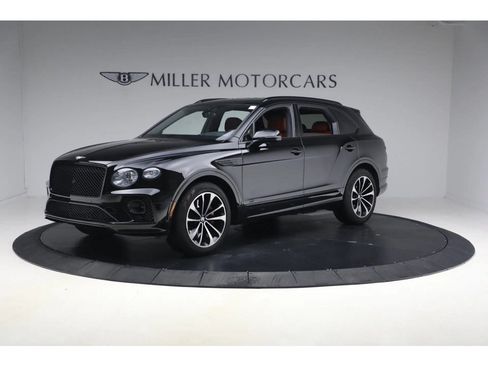 Certified 2022 Bentley Bentayga AWD/4WD image 1