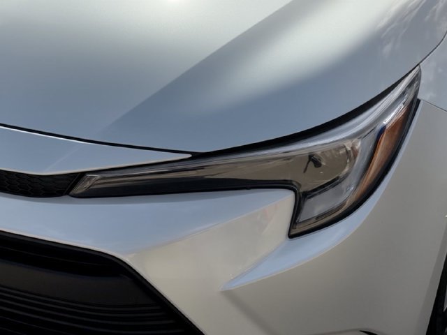 Used 2024 Toyota Corolla LE FWD image 10