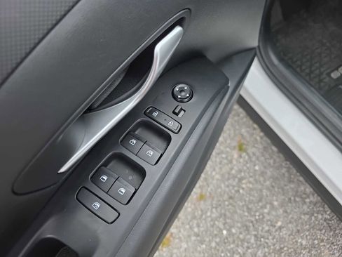 Used 2024 Hyundai Santa Cruz SEL image 28