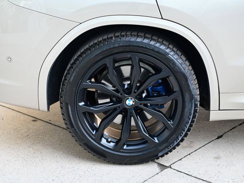 Used 2021 BMW X3 M40i w/ Executive Package image 11