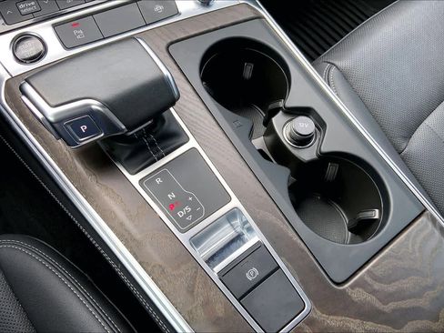 Used 2022 Audi A6 Premium Plus image 36