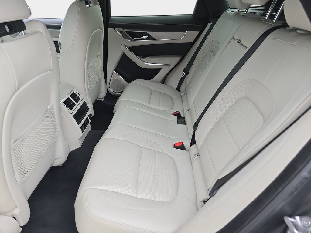 Used 2025 Jaguar F-PACE R-Dynamic S AWD/4WD image 14