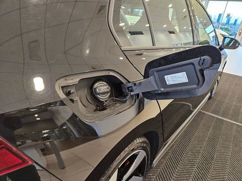 Used 2024 Volkswagen GTI S image 32