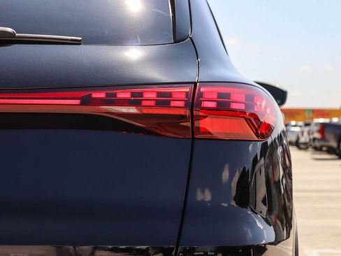 New 2026 Audi SQ5 Premium Plus AWD/4WD image 10