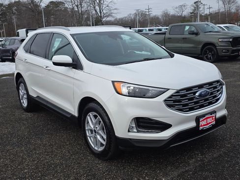 Used 2022 Ford Edge SEL w/ Convenience Package image 9