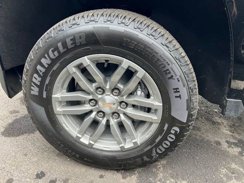 New 2025 Chevrolet Colorado LT w/ LT Convenience Package image 19