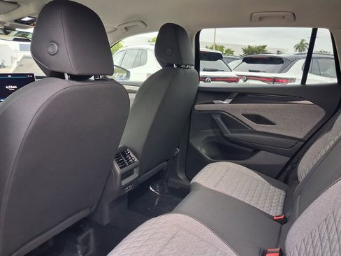 New 2026 Volkswagen Tiguan S FWD image 5
