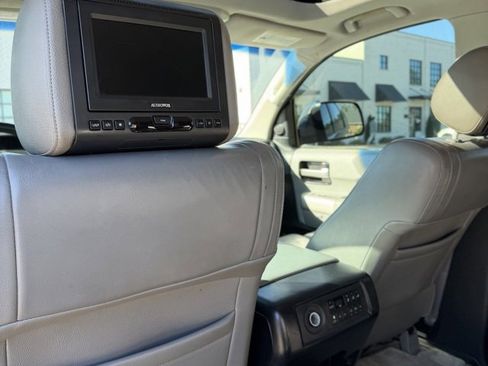 Used 2008 Toyota Sequoia Limited image 33