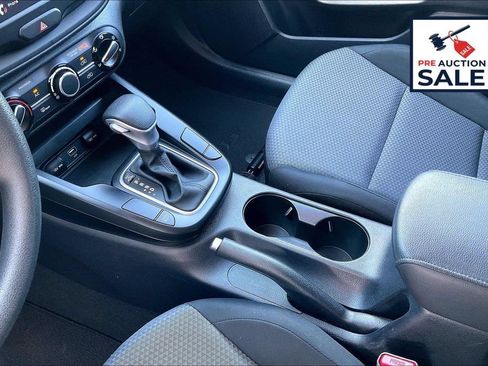Used 2024 Kia Soul LX w/ Option Group 015 FWD image 16