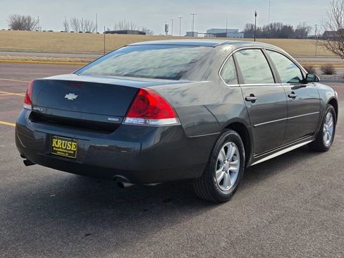 Used 2016 Chevrolet Impala Limited LS image 3