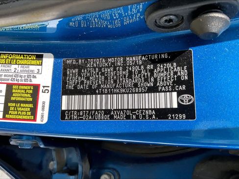 Used 2019 Toyota Camry LE FWD image 33