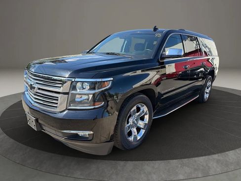 Used 2018 Chevrolet Suburban Premier AWD/4WD image 1