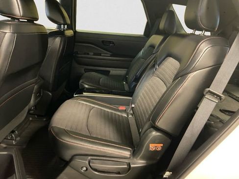 Used 2023 Nissan Pathfinder Rock Creek image 13