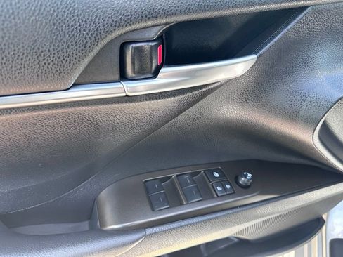 Used 2024 Toyota Camry SE FWD image 10