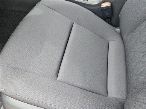 New 2025 Toyota Corolla LE image 4