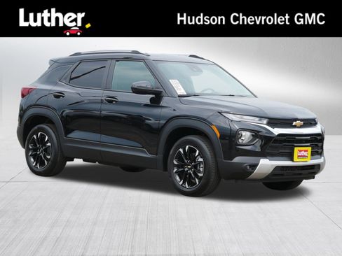 Used 2023 Chevrolet TrailBlazer LT w/ Convenience Package AWD/4WD image 1