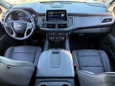 Certified 2024 Chevrolet Suburban High Country AWD/4WD image 16