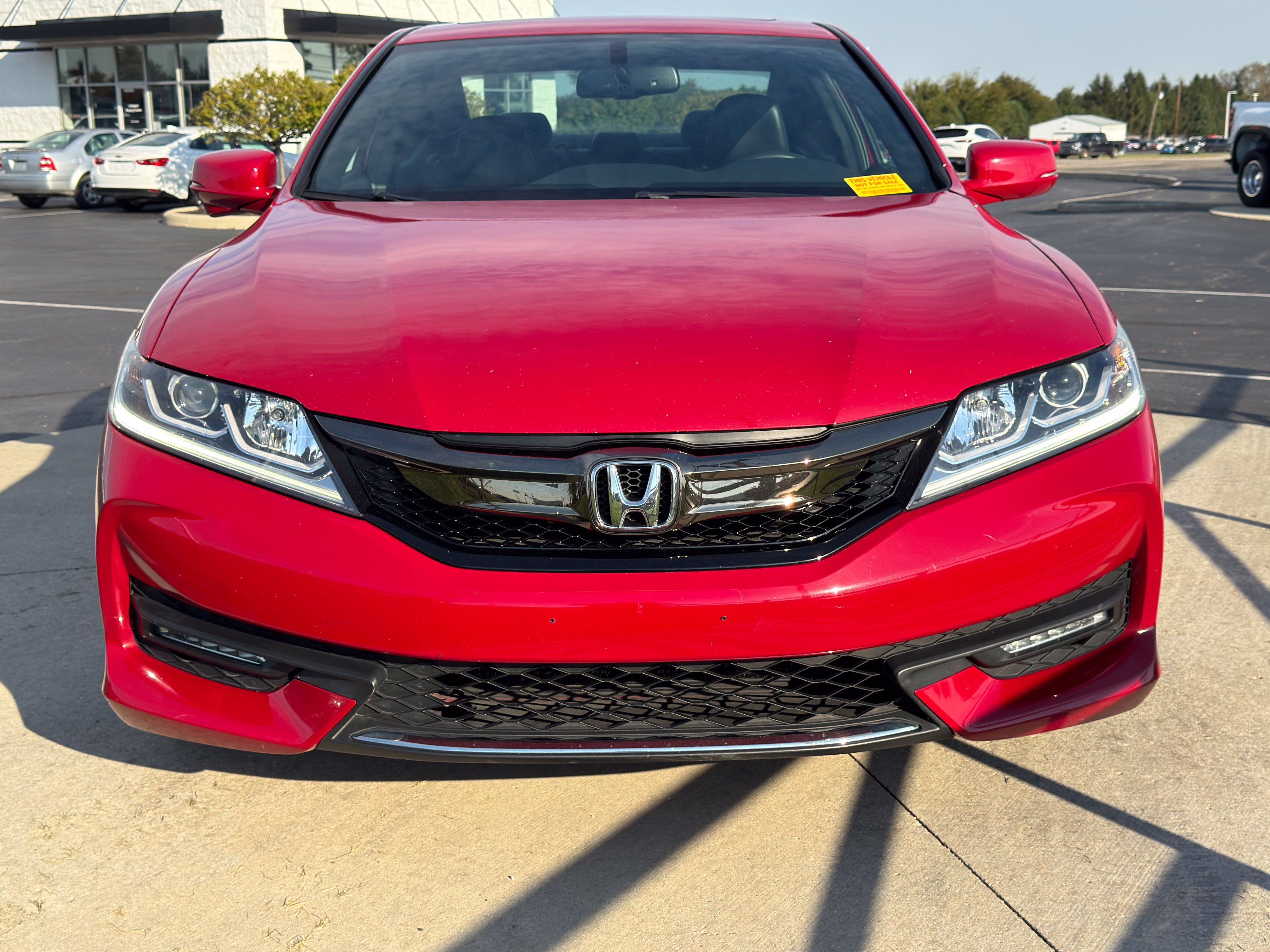 Used 2017 Honda Accord EX-L image 2