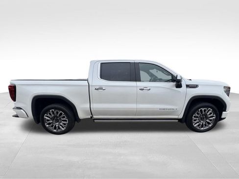 Used 2025 GMC Sierra 1500 Denali Ultimate AWD/4WD image 6