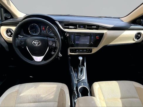 Used 2019 Toyota Corolla LE FWD image 16